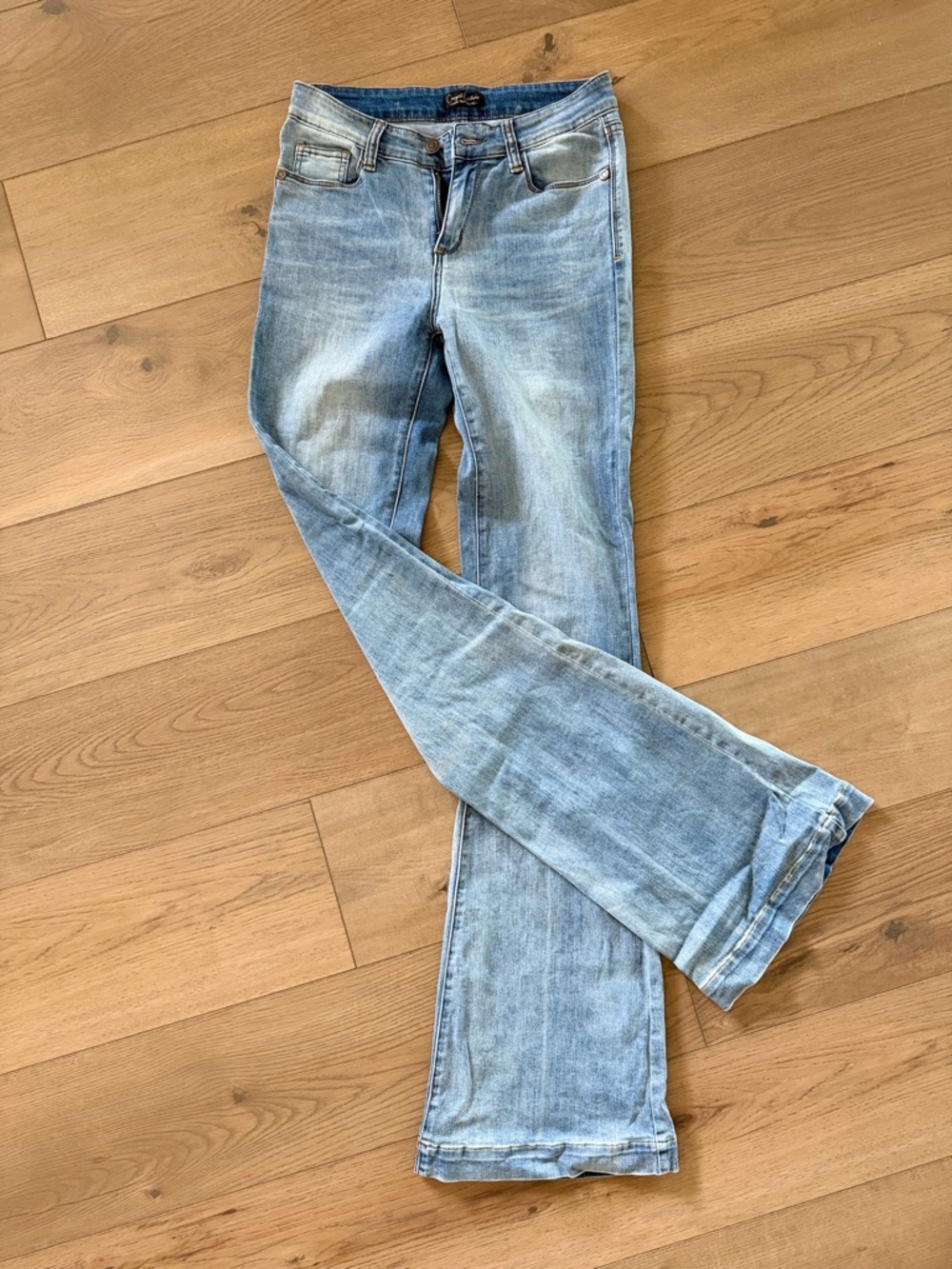 Cowgirl Couture Light Wash Women’s Jeans - Bootcut Leg 28x38